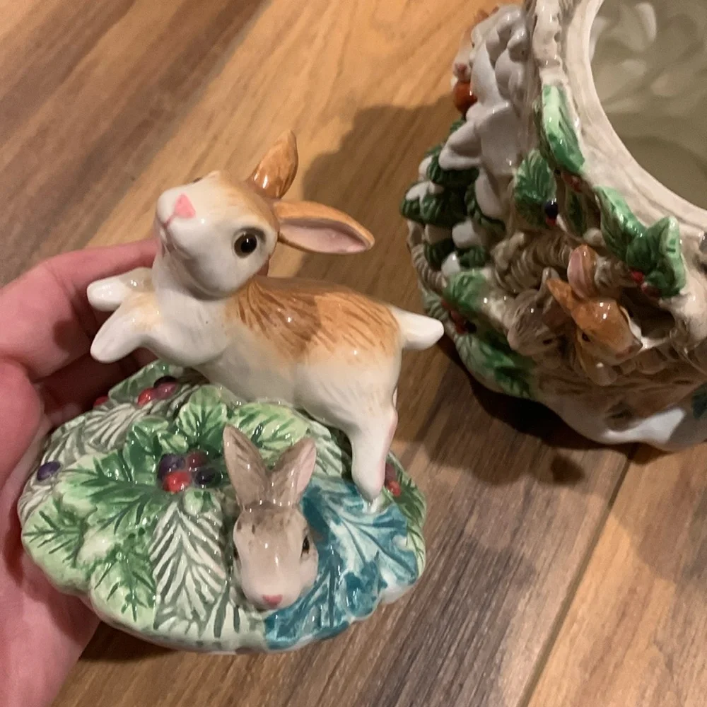 Fitz and Floyd Classics deer fawn and frolicking bunnies 7” container decor - Picture 8 of 14
